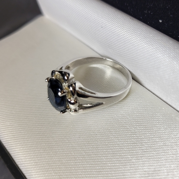 London Dark Blue Topaz Rhodium Over Sterling Silver Ring 2.5 ctw - Picture 5 of 5